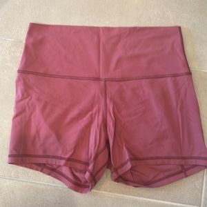 Align short 4” inseam size 10